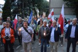 Protest w obronie sądów w Wejherowie trwa. Tłum ludzi [ZDJĘCIA, WIDEO]