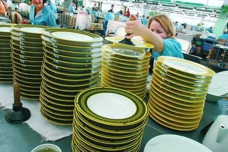 Rocznie Lubiana wytwarza 13 tys. ton porcelany. Firma zatrudnia 1440 osób.
Fot. Robert Kwiatek