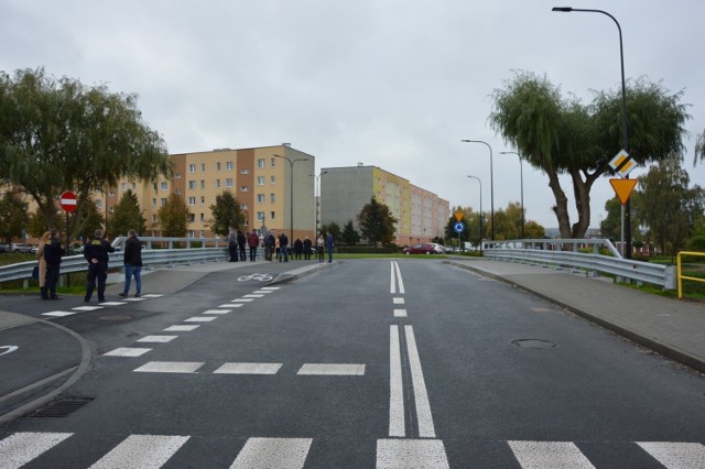 Budowa połączenia drogowo-mostowego ul. Kazimierza Wielkiego z ul. Czołgistów w Lęborku to przykład inwestycji już zrealizowanej dzięki dofinansowaniu z rządowego programu.