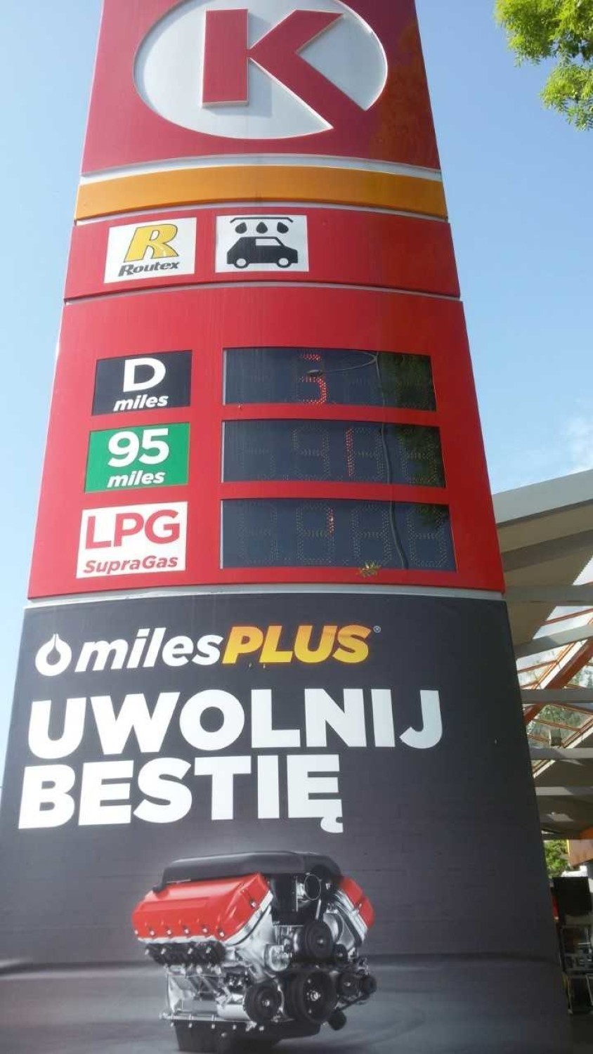 Stacja Circle K, ul. Partyzantów, Bielsko-Biała
E95 miles...