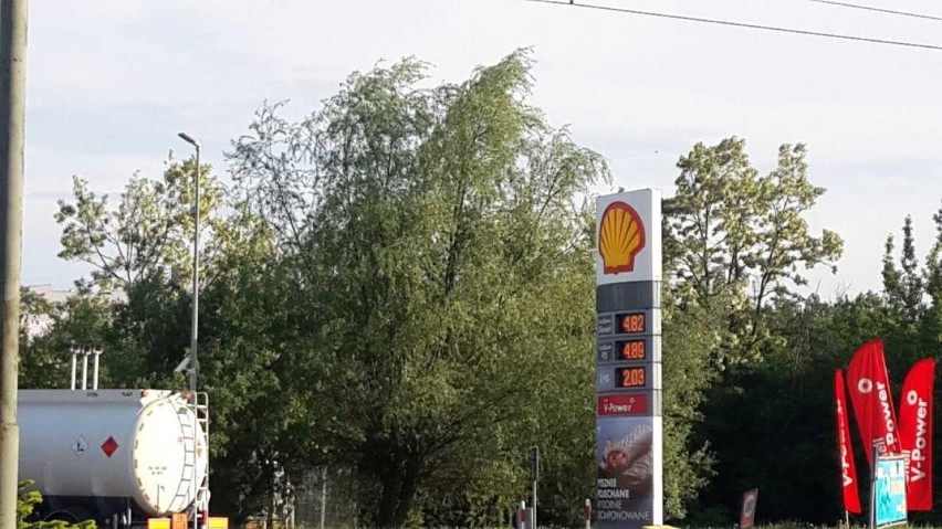Sejm rozpoczął prace nad tzw. opłatą emisyjną [Podwyżki cen paliw w 2018 roku]. Gdzie w Śląskiem najtańsze paliwo?