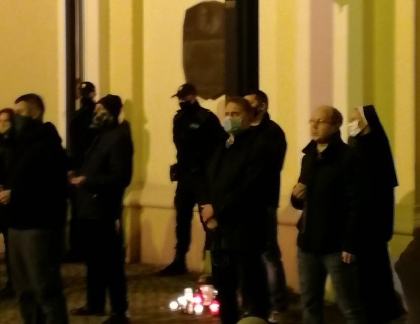 Manifestacja na ul. Pszczyny 

Zobacz kolejne zdjęcia....