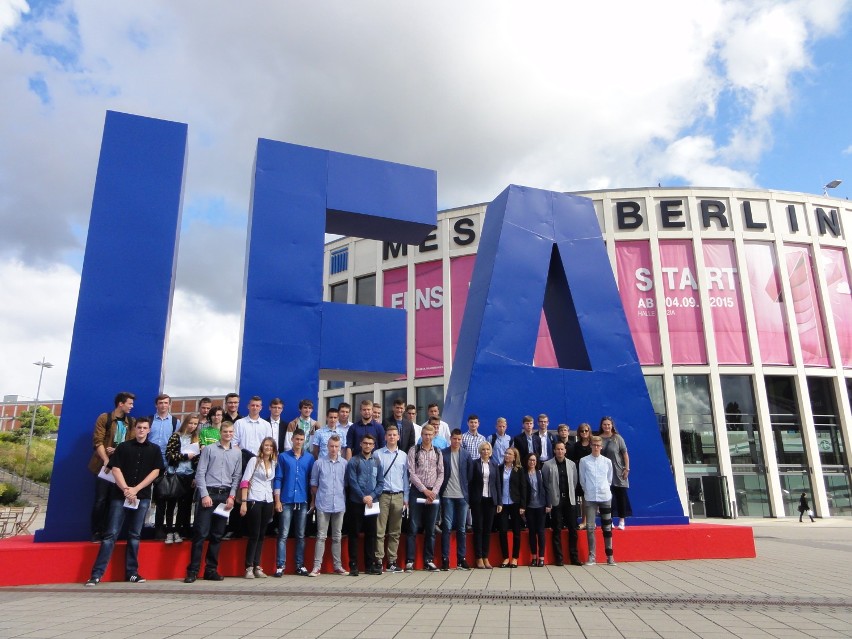 Uczniowie na Targach Elektroniki Użytkowej  i Sprzętu AGD IFA w Berlinie [FOTO]