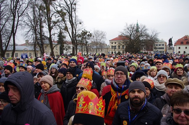 Orszak Trzech Króli przeszedł ulicami Zamościa. Zobacz nasze zdjęcia