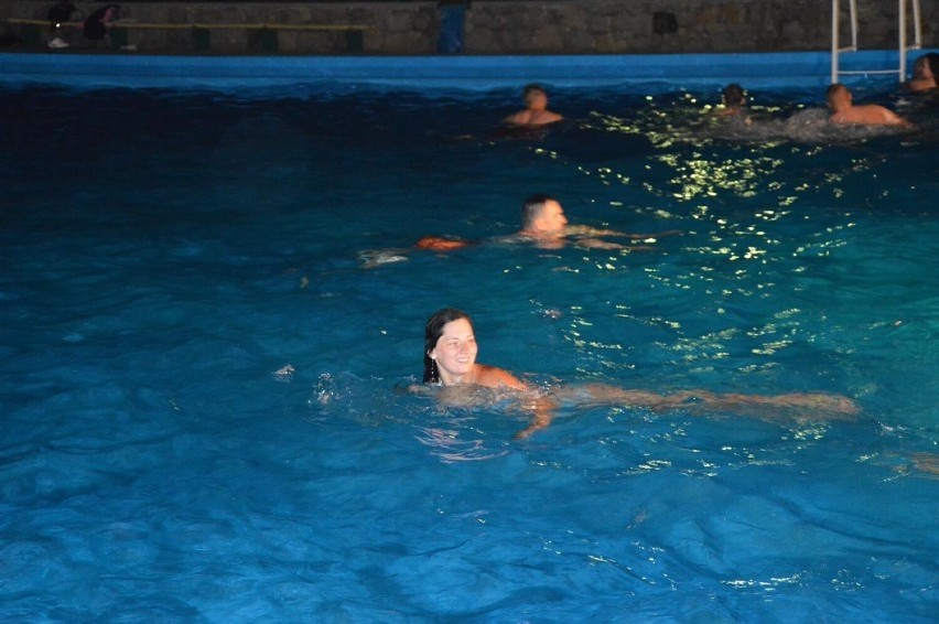 Nocne pływanie w Zduńskiej Woli zostało przełożone  o...