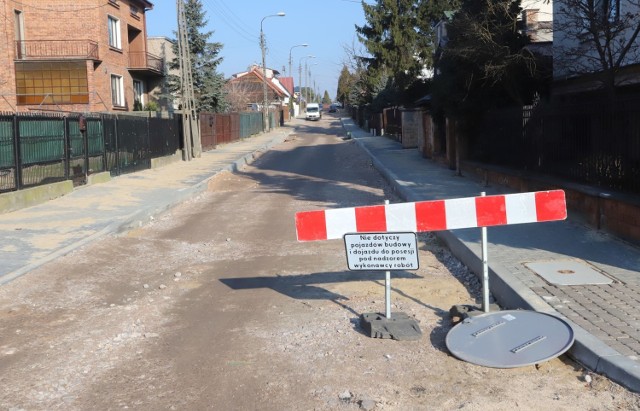 Na ulicy Chłodnej w Radomiu została już ułożona kanalizacja deszczowa, teraz zostanie tu położona nowa nawierzchnia.