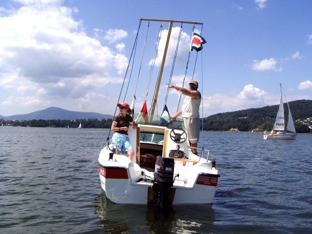 W weekendowych regatach na Jeziorze Żywieckim ma wziąć udział ok. 100 żeglarzy.