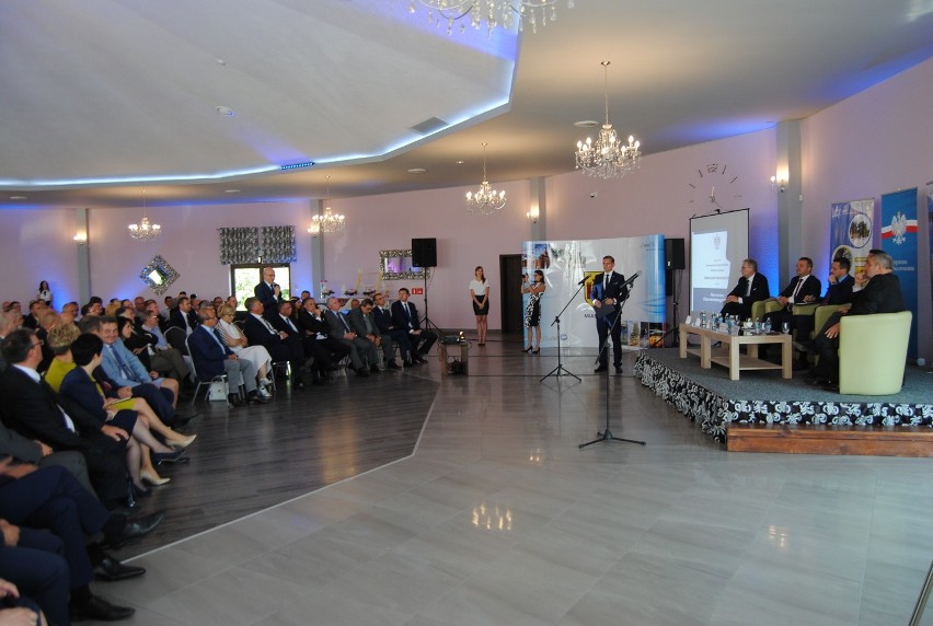 Wicepremier Mateusz Morawiecki w Rypinie odpowiadał na pytania przedsiebiorców
