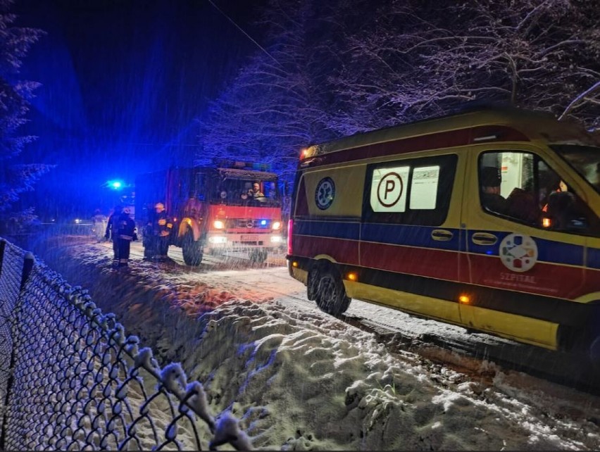 Policjanci zdążyli w samą porę, było o włos od tragedii