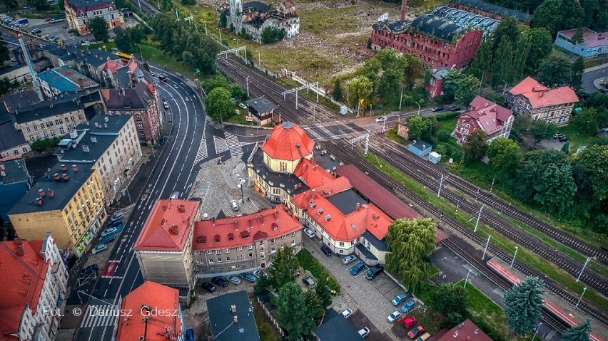 Odkrywamy region. Dworzec Wałbrzych Miasto na Starym Zdroju (ZDJĘCIA)