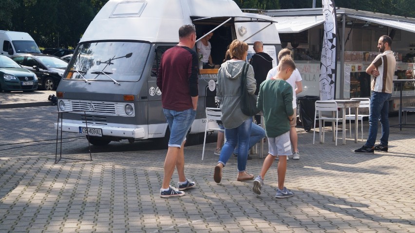 Food trucki po raz kolejny zaparkowały w Bydgoszczy! [zdjęcia, wideo]