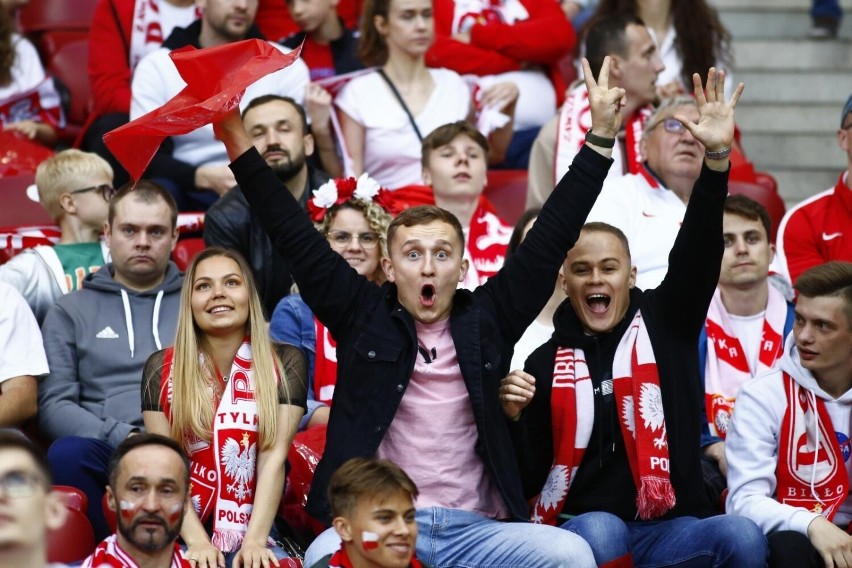 Ponad 56 tys. widzów obejrzało we wtorek rewanż Polski z...