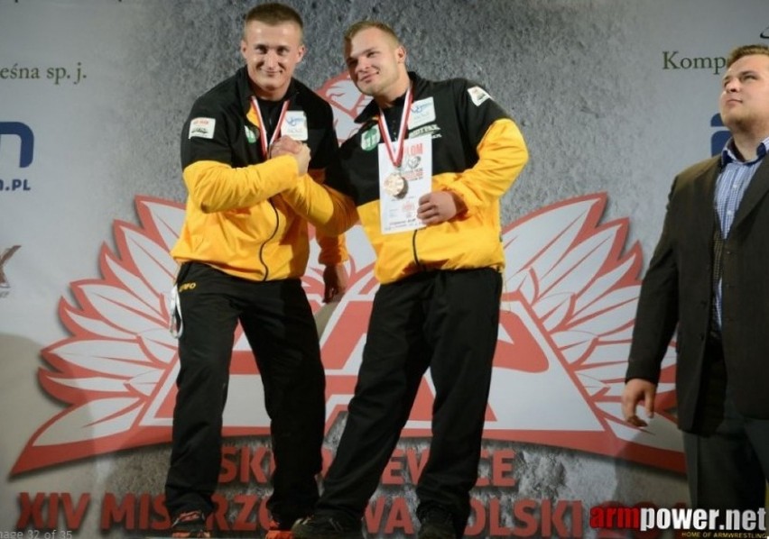 St.post. Dariusz Muszczak mistrzem armwrestlingu