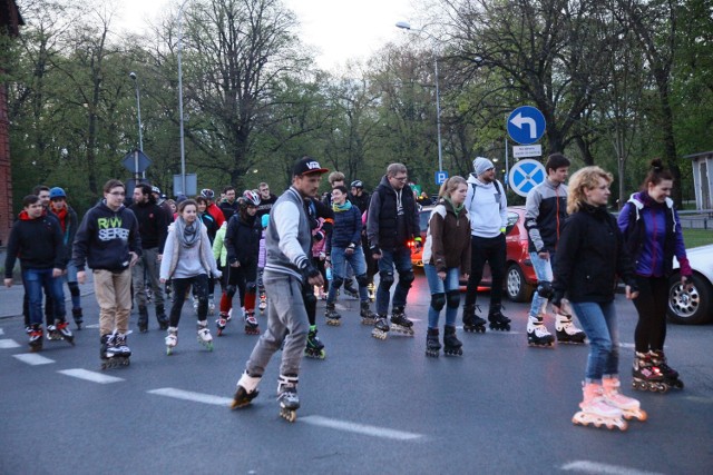 Nightskating Łódź 2016, czyli nocy przejazd rolkarzy ulicami miasta