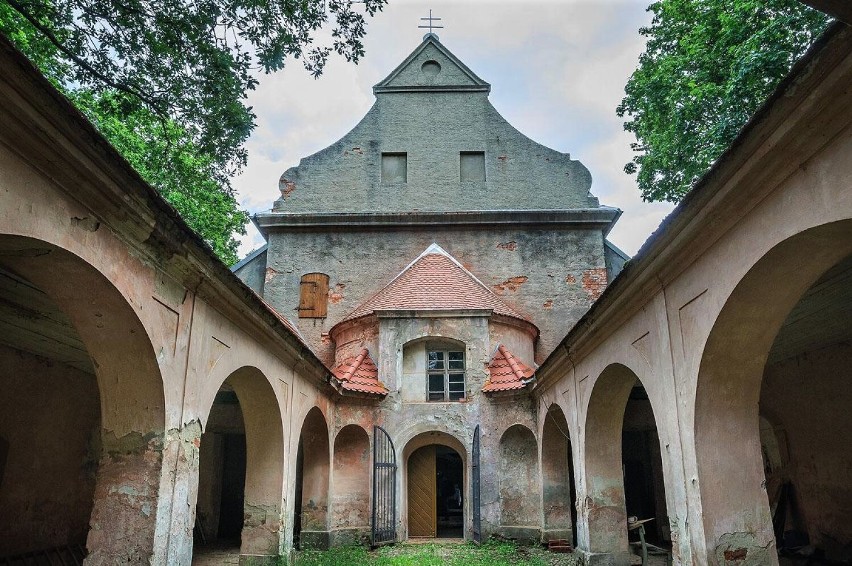 Góra świętej Anny w gminie Żukowice.