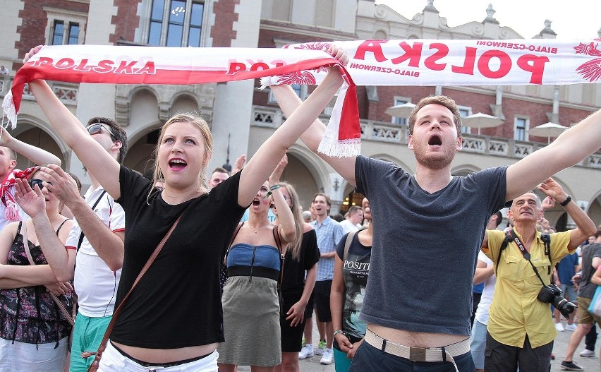 Polska w ćwierćfinale Euro. Wielka feta na Rynku [ZDJĘCIA]