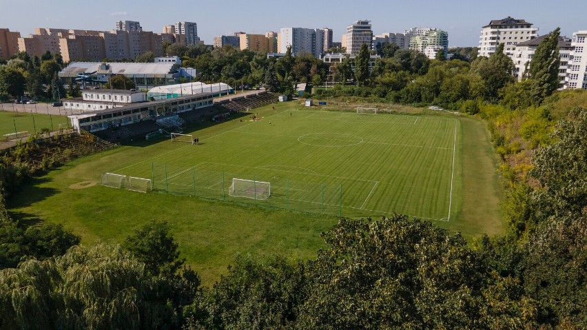 Stadion Marymontu odzyska dawny blask? Przewidziano pieniądze na jego remont. Zobaczcie jak obiekt wygląda obecnie