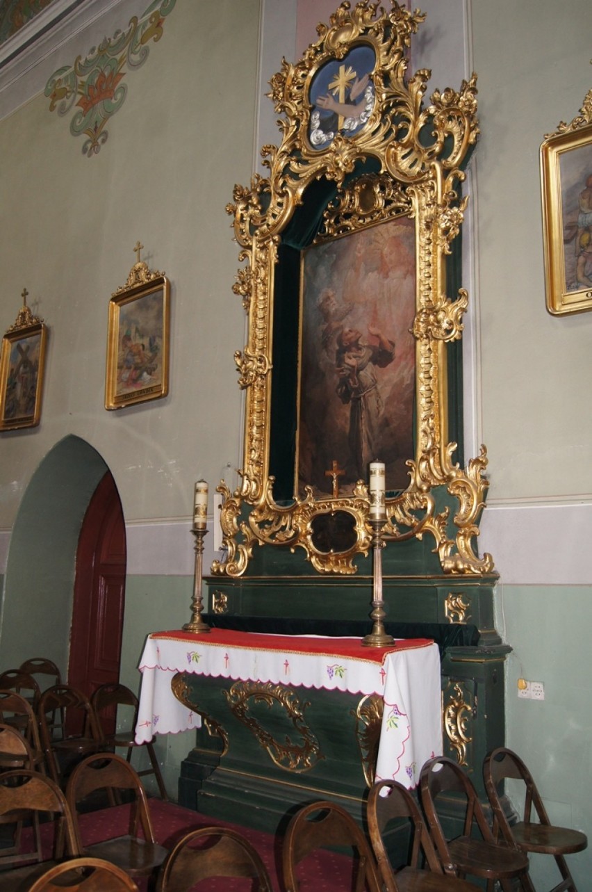 Klasztor oo. Franciszkanów w Radomsku pełen barokowych skarbów. Trwa renowacja