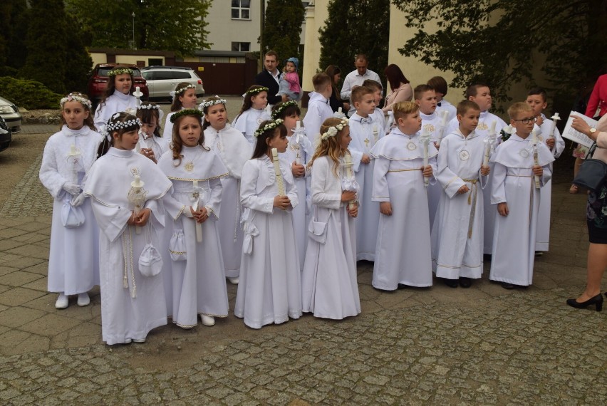 Gniezno. Pierwsza Komunia Święta w parafii pw. św. Wawrzyńca