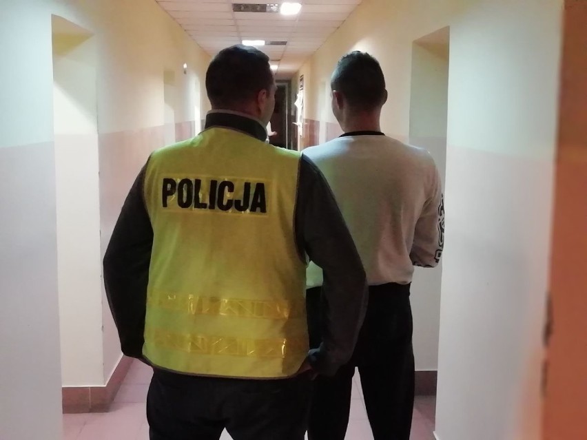 Łęczyccy policjanci zatrzymali kolejną osobę odpowiedzialną za włamanie do stacji paliw w Daszynie