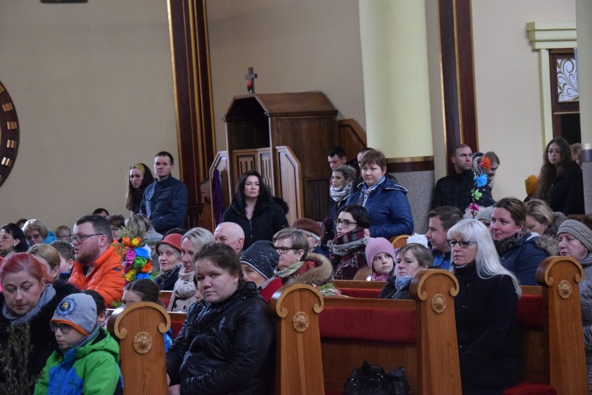 Suwałki. Słodka niedziela palmowa w parafii św. Kazimierza Królewicza