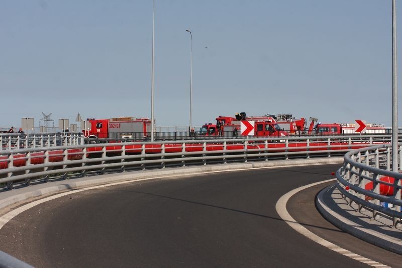Gdańsk Lipce: Pożar ciężarówki z kontenerem na Obwodnicy Południowej [ZDJĘCIA]