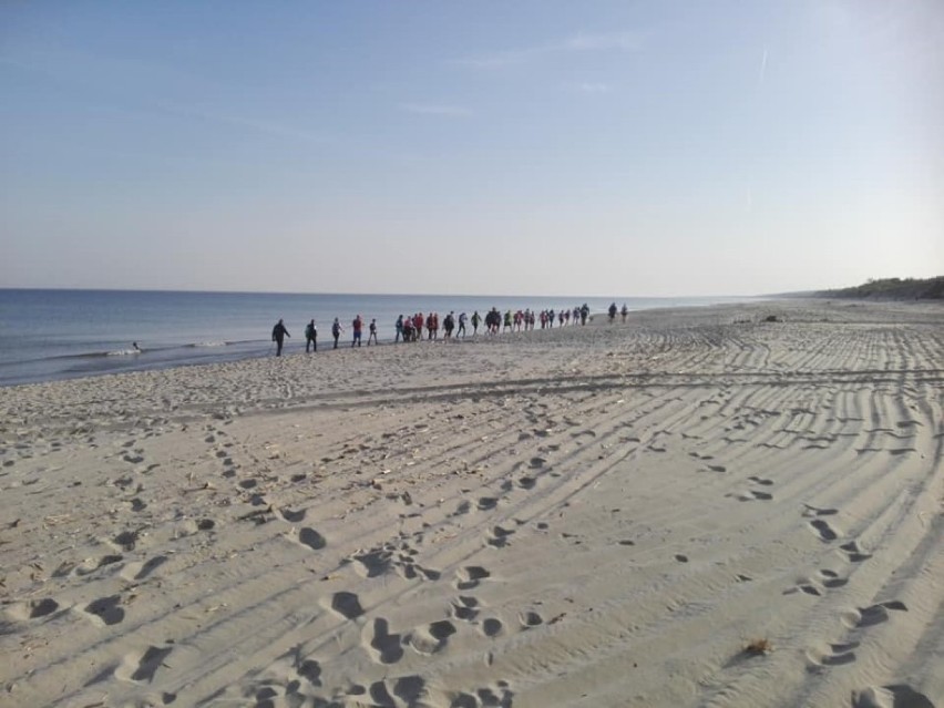 118 zawodników na starcie, 50 km do pokonania – odbył się bieg „ Mierzeja po całości.”