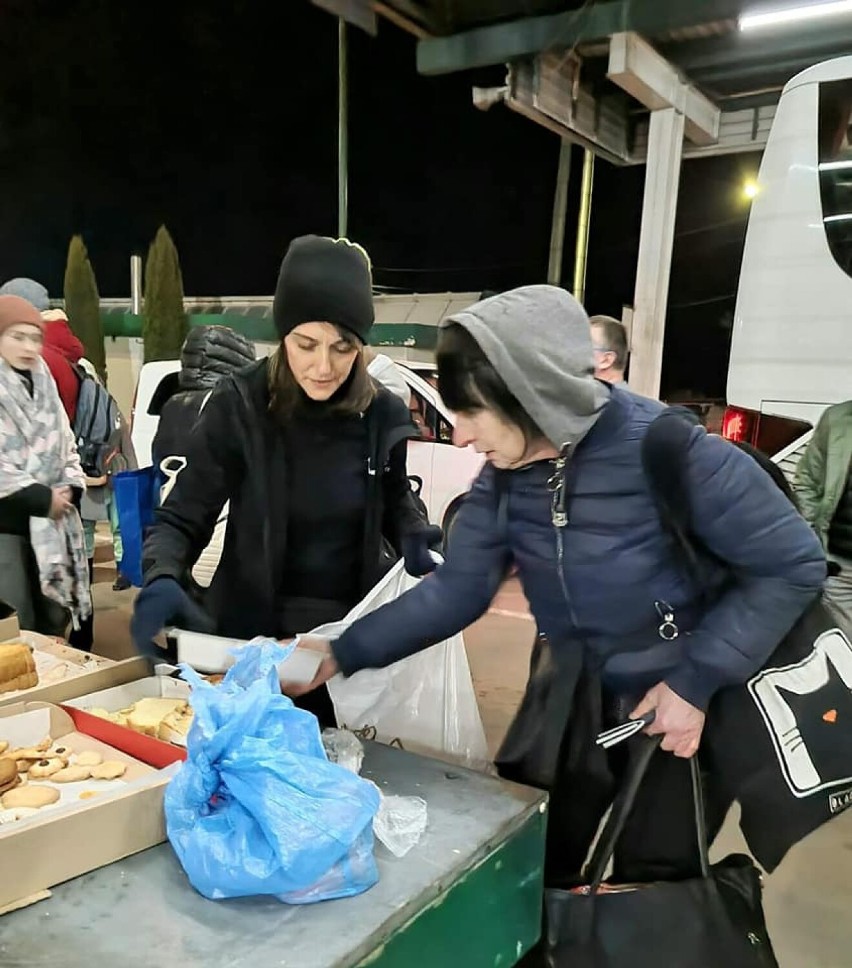 Mieszkańcy Piły pomagają Ukraińcom na granicy. Wszystkie ręce na pokład