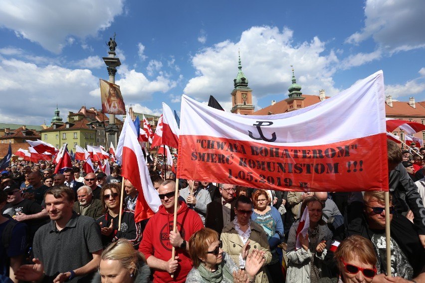 Marsz Suwerenności 2019, Warszawa. W antyunijnej...