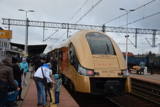 Rusza modernizacja linii S8. Koleje Śląskie wprowadzają komunikację zastępczą