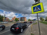 Śmierć pieszej w Toruniu. Kierowca karetki z zarzutami? "Każdy musi zachować ostrożność przed przejściem"