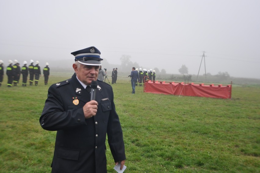 Strażacy OSP walczyli w zawodach gminnych, podczas dożynków...