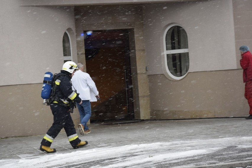 Pożar w zakładzie Chojecki wybuchł przed godziną 14