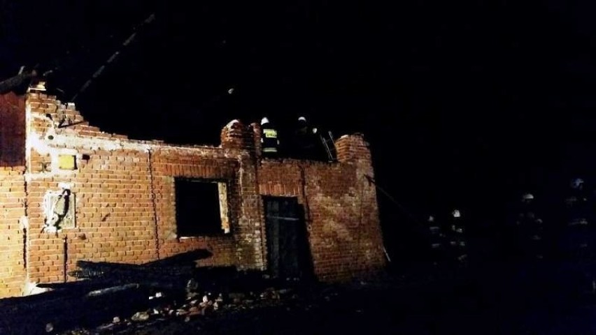 Strażacy gasili nocny pożar w Gródku [ZDJĘCIA]