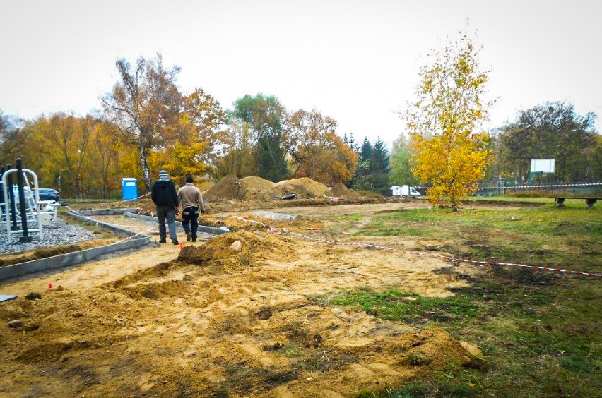 Nowe miejsce spacerów i zabaw w Kijewie. Kiedy będzie gotowe?