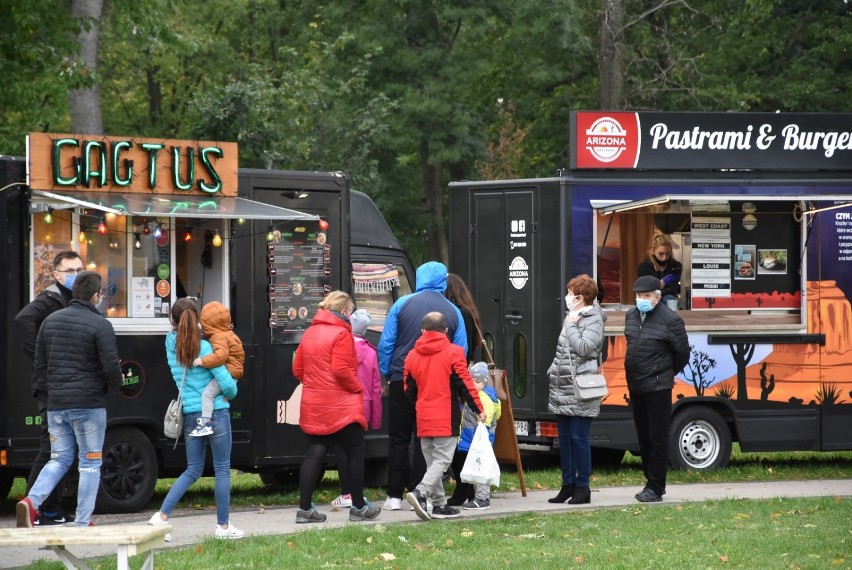 Grodzisk: Trwa drugi dzień Festiwalu Smaków Food Trucków 