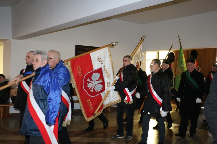 W Inowrocławiu uczczono 34. rocznicę tragicznej śmierci Piotra Bartoszcze [zdjęcia] 