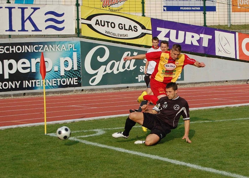 Chojniczanka przegrała z Elaną Toruń 0:1 po golu w ostatnich sekundach meczu (ZDJĘCIA, FILM)