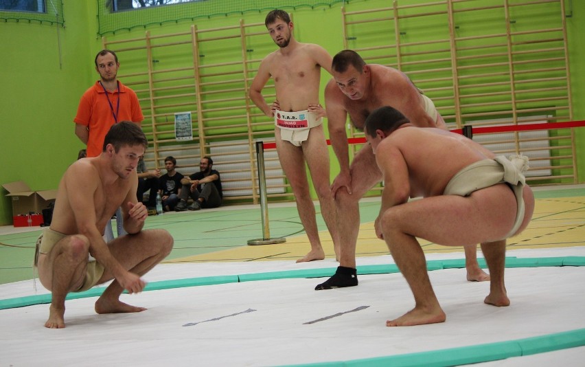 Pudzianowski w Gliwicach. Na otwarciu hali byli też futboliści i zawodnicy sumo