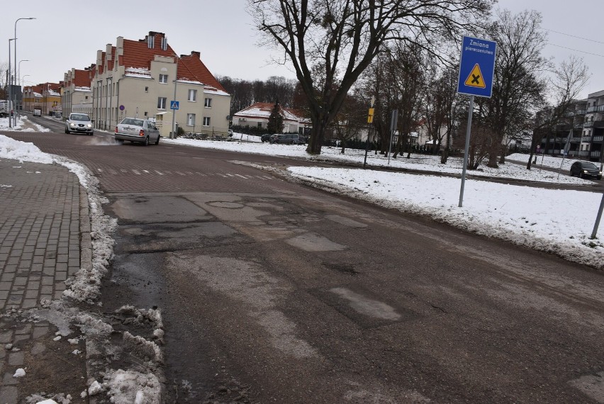 Remonty ulic w Malborku. Miasto chce zdobyć dofinansowanie z rządowego funduszu na drogi. Co wytypowano w pierwszej kolejności?