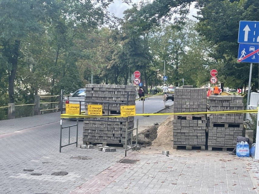 Rozpoczęła się przebudowa mostu na ulicy Strzeleckiej w Kościanie 