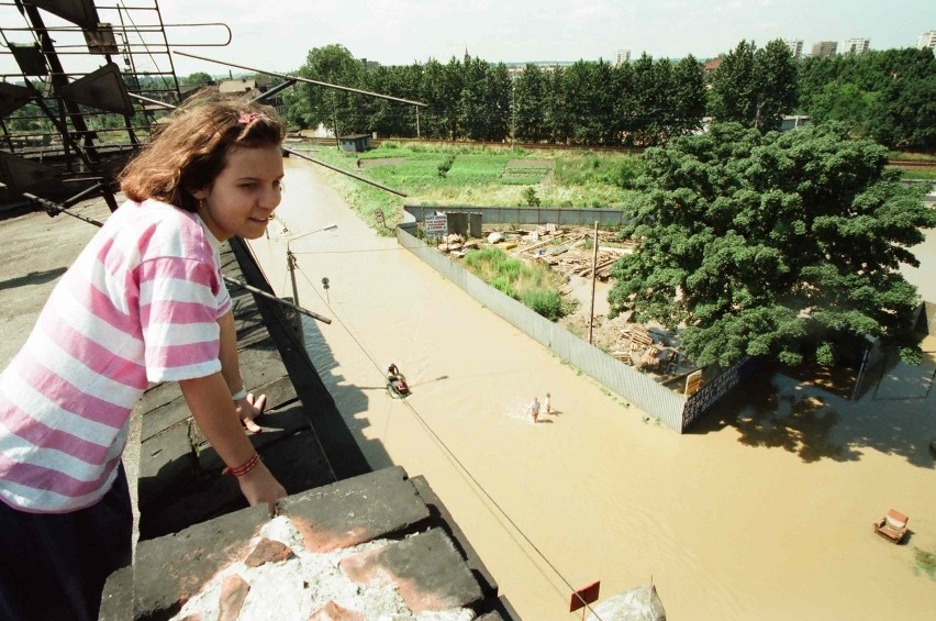 Powódź Tysiąclecia: 23 lata temu wielka woda przeszła przez Polskę. Zobacz ZDJĘCIA