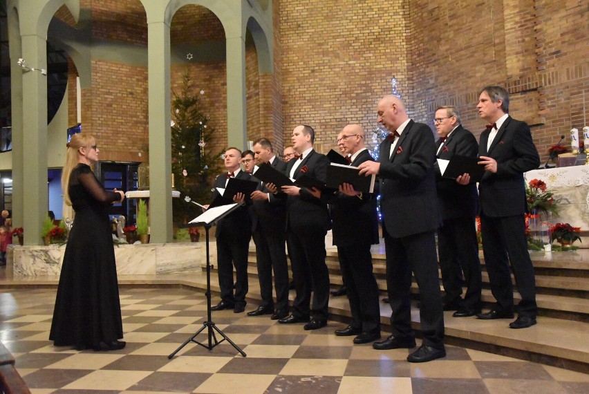 Kolędowy wieczór w kościele Nawiedzenia NMP w Chodzieży