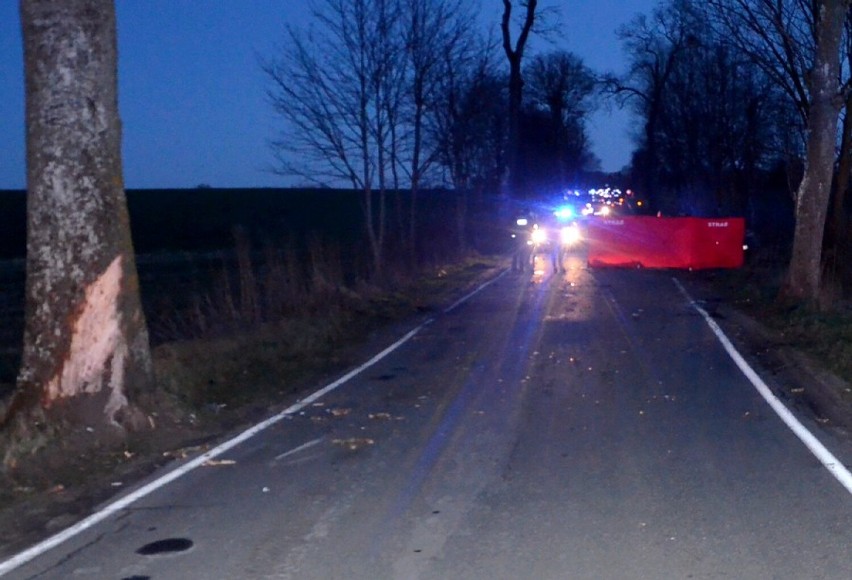 30-latek zginął w wyniku wypadku drogowego w Mirotkach ZDJĘCIA 