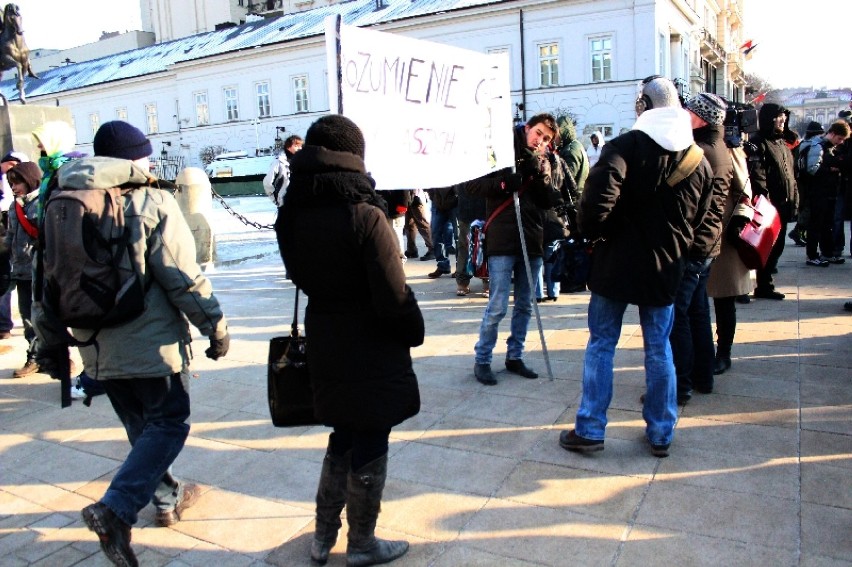 Nie dla ACTA po raz kolejny przez Pałacem Prezydenckim