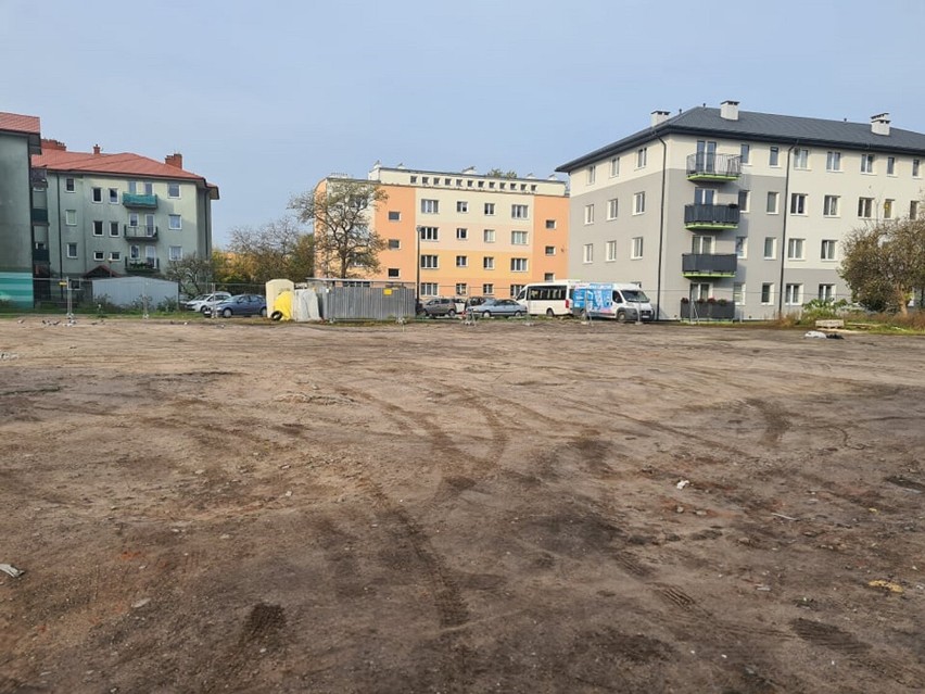 O budowie mieszkań w tym miejscu mówi się od lat. Czy w...