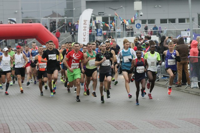 W czyje ręce trafi tegoroczna lampka górnicza - trofeum 32. Biegu Barbórkowego?