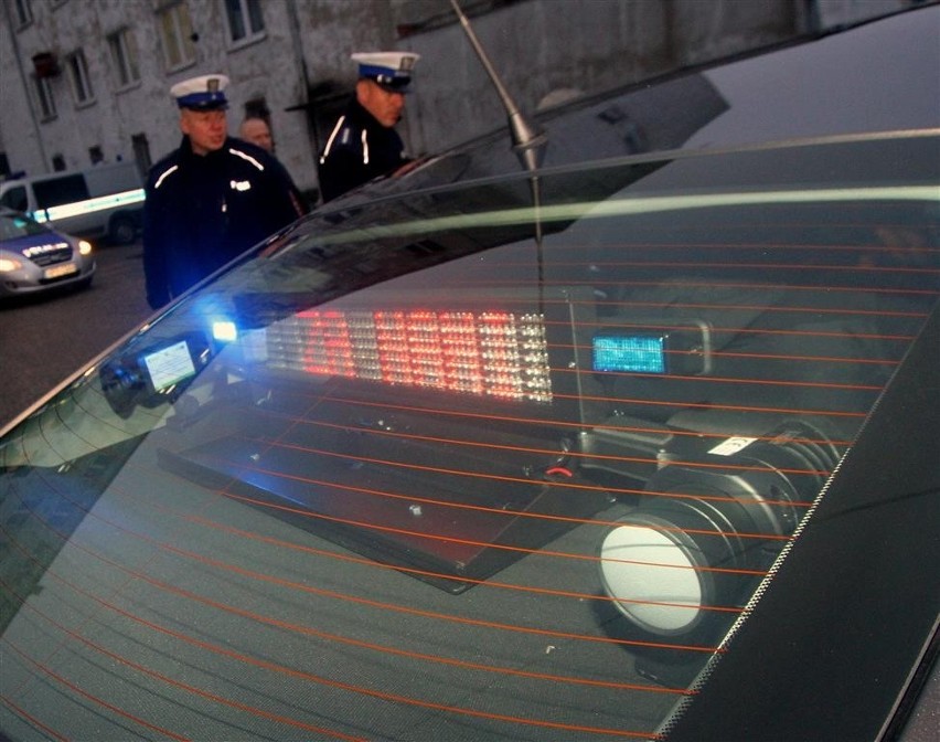 Nowy radiowóz piotrkowskiej policji