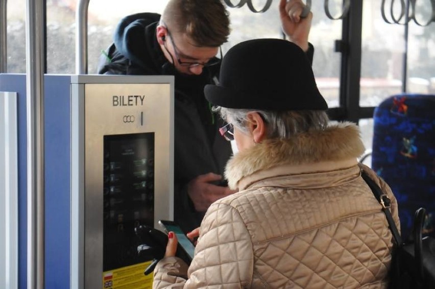 Radni przegłosowali podwyżkę cen biletów w Krakowie