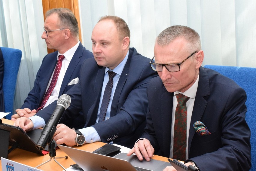 Gmina Nowy Dwór Gdański udzieli pomocy finansowej powiatowi. Dzięki środkom możliwe będzie przebudowanie drogi